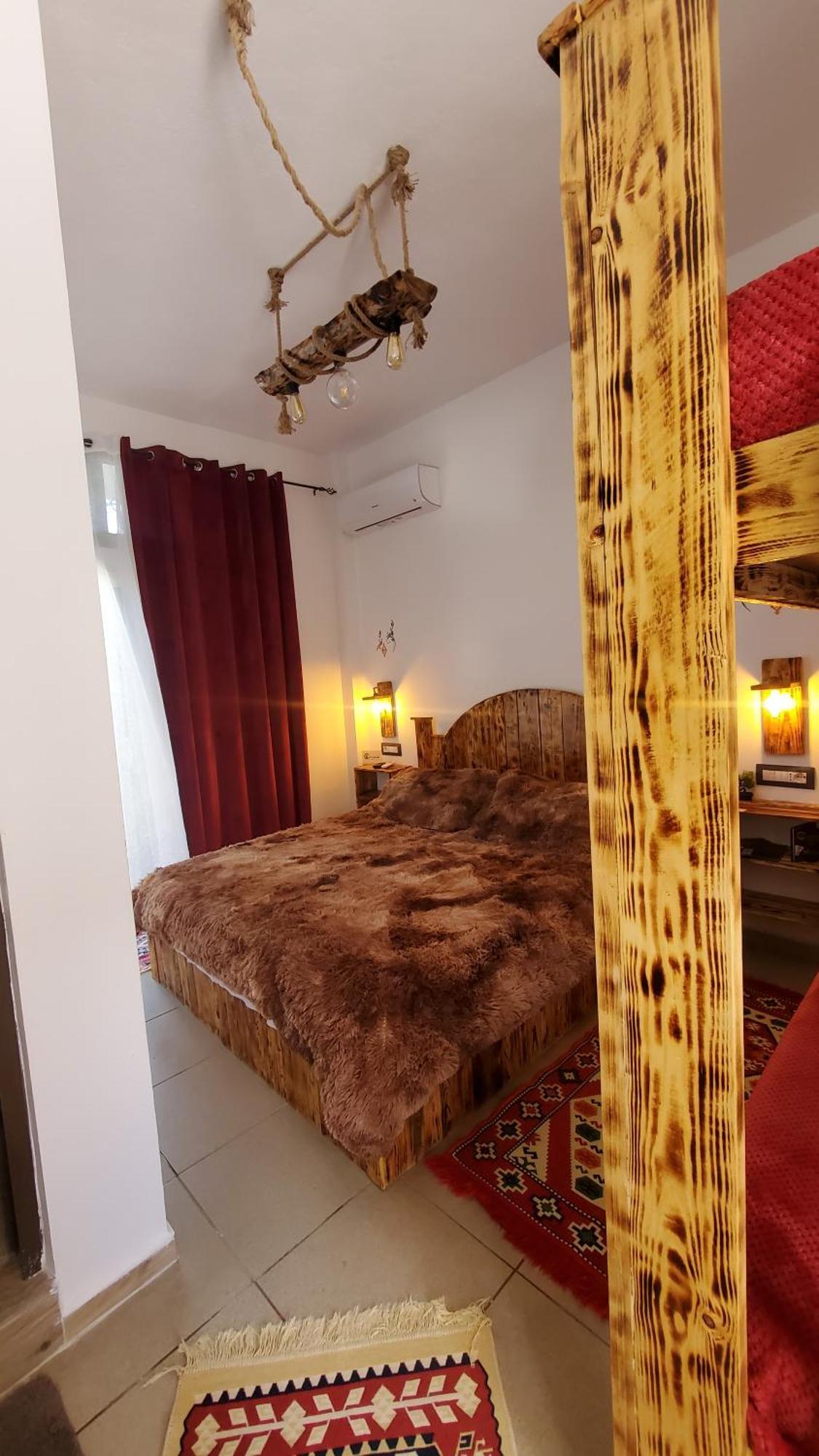 Gjirokastër Clockwise Guestrooms חדר תמונה