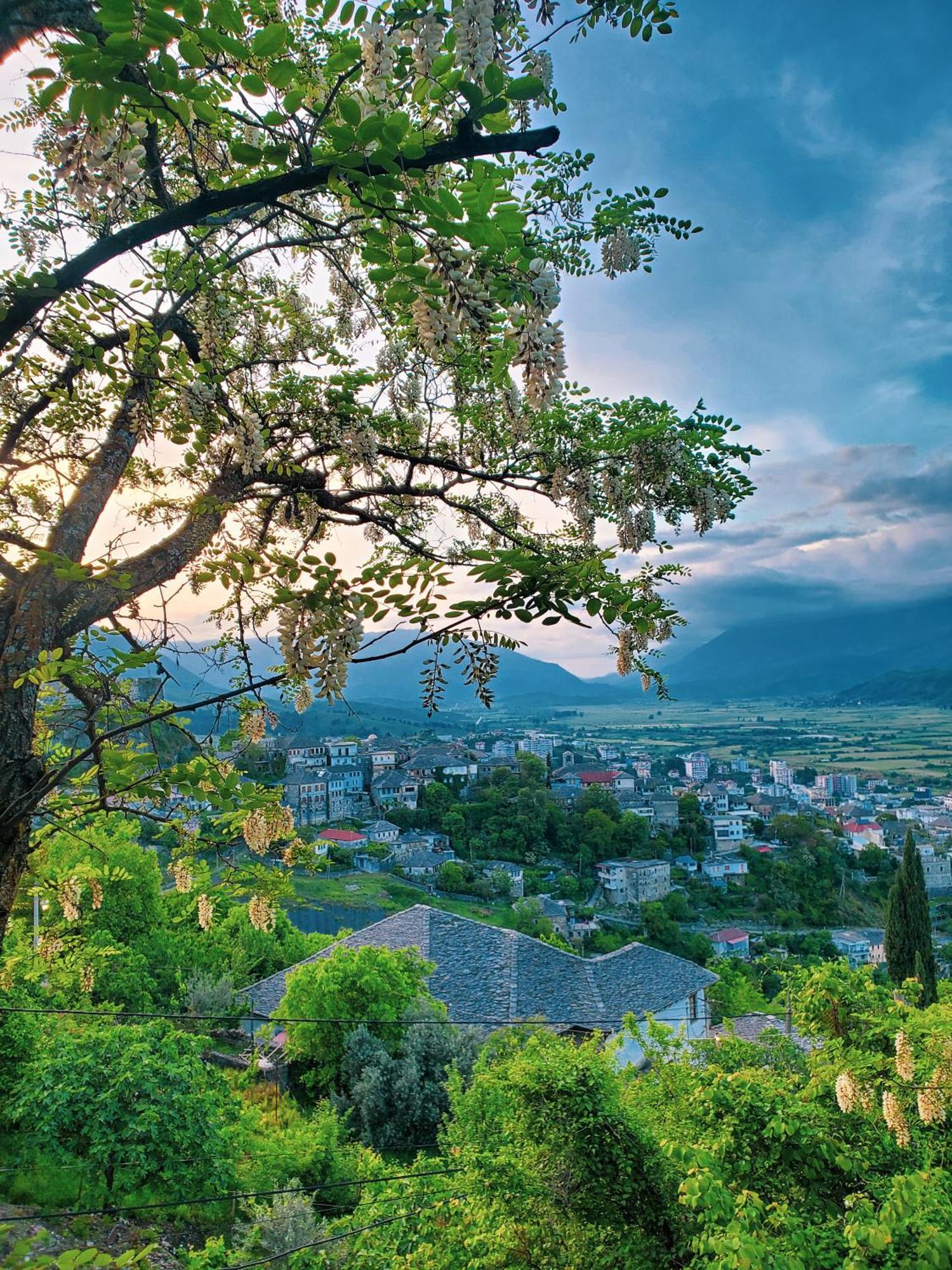 Gjirokastër Clockwise Guestrooms מראה חיצוני תמונה